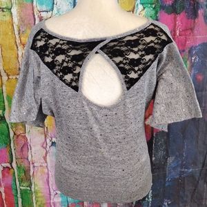Iz Byer 🌟 4 For $15 Vintage Lace Back Short Wide Sleeve Top